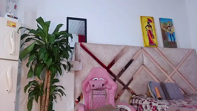 แชท XXX สดของ DOLL_PARTY_BIGCOCK