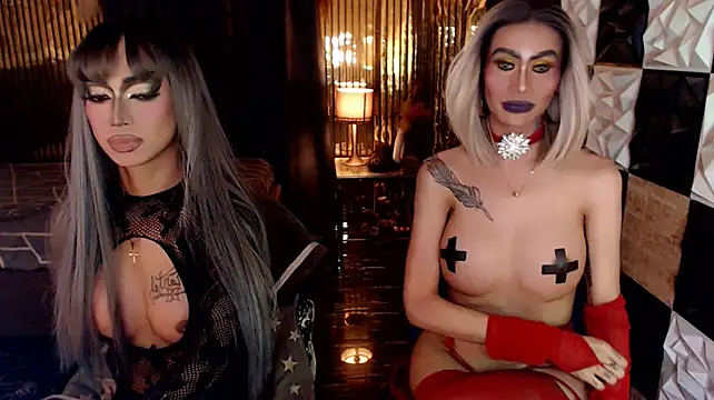 MonstrousCockDiva's Live XXX Chat