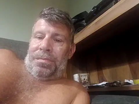 stud2512's Live XXX Chat
