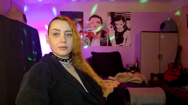 VioletFox26 live XXX chat