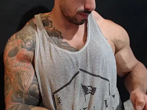 XXX chat uživo modela DommMaster