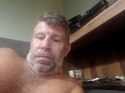 צ'אט XXX בשידור חי של stud2512