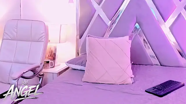 AngelBlue__ élő XXX-chatje