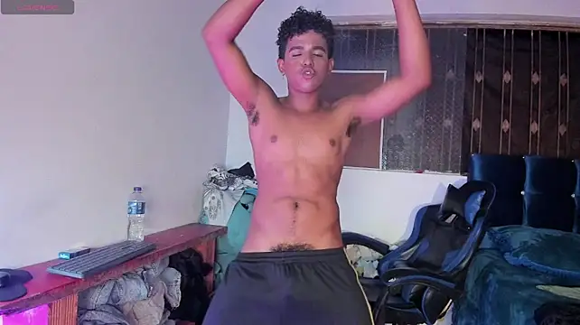 noah_smith02 Live XXX-chat