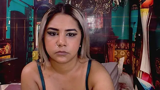 Chat XXX en directo de IndiaSexyStripper4u