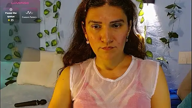 venus_swet_'s Live Chat Room