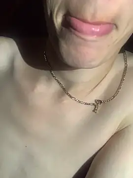 MiroKari2n Live XXX chat