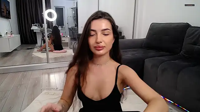 XXX chat uživo modela Laura_Bess