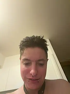 XXX chat uživo modela Chausssse