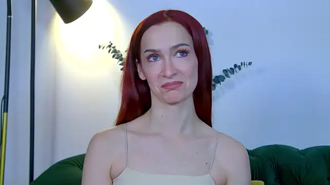 Chat +18 de MarieKarma ao vivo