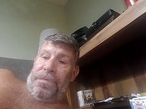 stud2512n Live XXX chat
