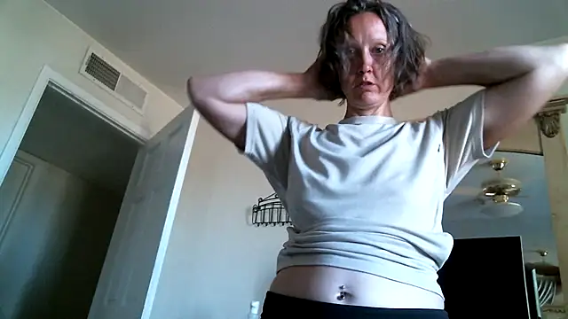 XXX chat uživo modela SexyB214
