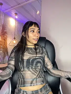 LaylaJames' Live XXX Chat