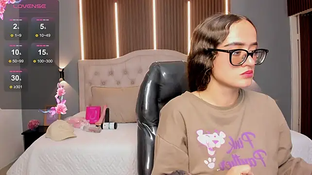 Živý XXX chat Hitana_tattoo