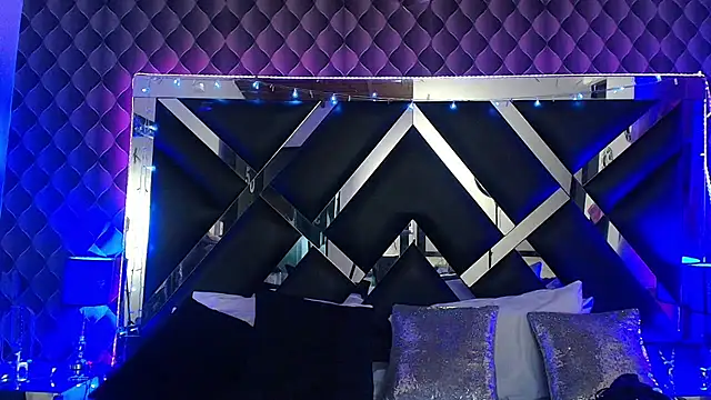 victoriaa_lee_'s Live XXX Chat