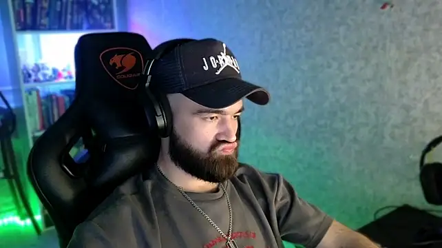 Chat +18 de _Serious_Man ao vivo