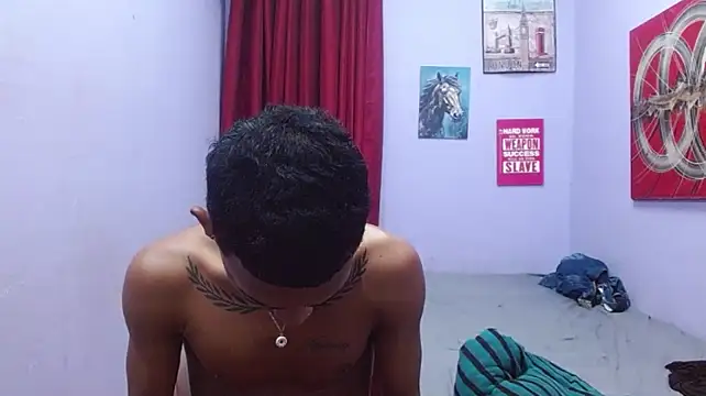 Chat +18 de black_twinks ao vivo