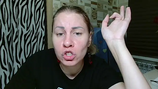 TherestlessKitty Chat XXX in diretta