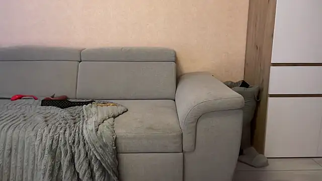 Lilit-Anna Adlı Modelin Canlı XXX Sohbeti