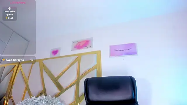 ChannelssDiirty's Live XXX Chat