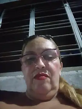 Chat XXX en directo de MOTHER_AND_SON09