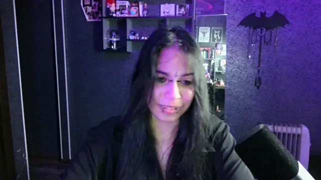XXX chat uživo modela Lilith__Devil