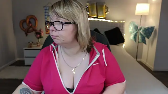 BonnnyBoobsy Live XXX-Chat