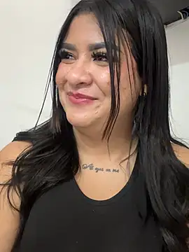 Chat +18 de Katty_West ao vivo