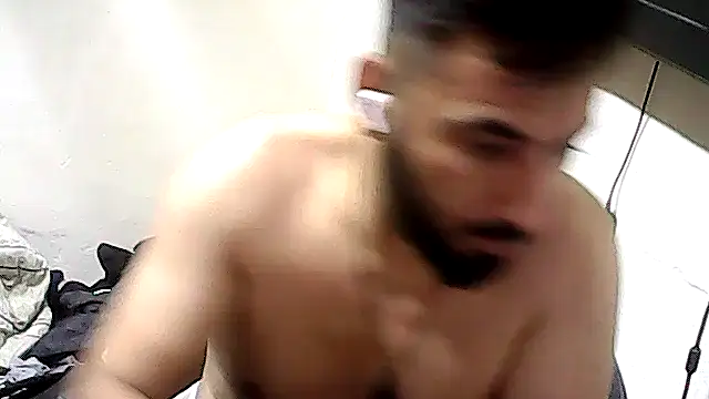 XXX chat uživo modela leon_ates