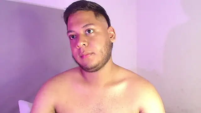 nicolas_cr1 Chat XXX in diretta