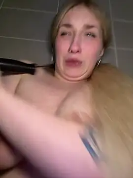 Chat XXX ao vivo de LollyPollly