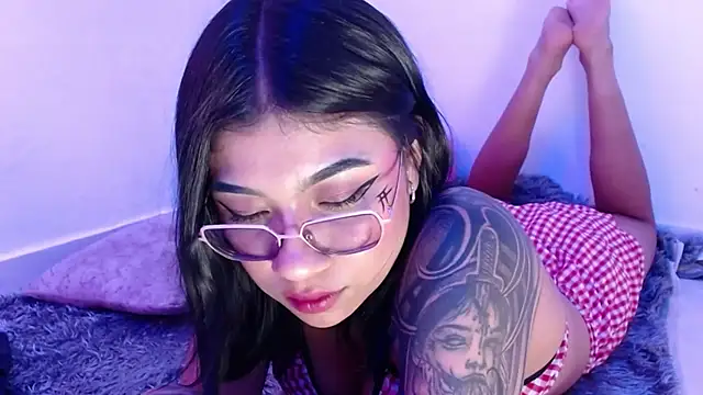 Chat +18 de Dimitra_hells ao vivo