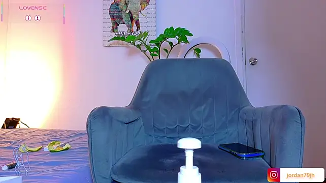 JordanSmiith_ Adlı Modelin Canlı XXX Sohbeti