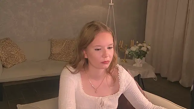 MavliHariri's Live XXX Chat