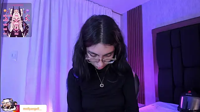 Molly_A 라이브 XXX 채팅