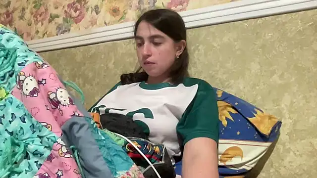 Aphr0ditee's Live XXX Chat