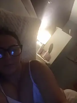 Chatroom XXX en direct de VelvetNaughty-Shem