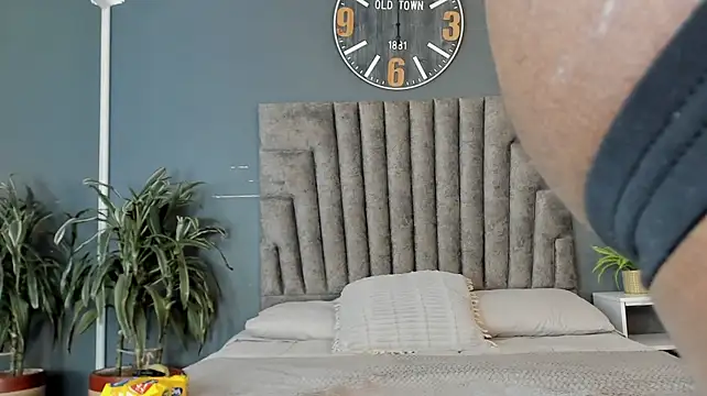 Robin_Rief XXX чат на живо