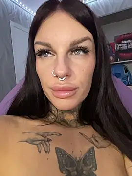 แชท XXX สดของ angel_devil_forever