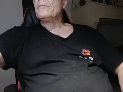 צ'אט XXX בשידור חי של zemm54