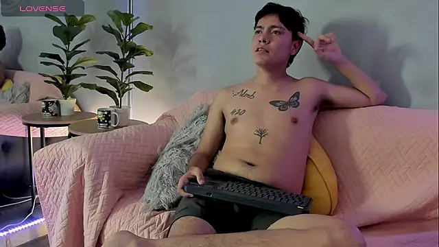 Marco17__'s Live XXX Chat