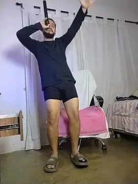 دردشة BadboyX333 الجنسية المباشرة