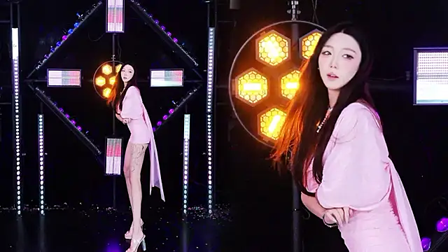 Alice-520 现场XXX聊天