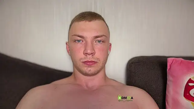 iron__chap – Naživo XXX chat
