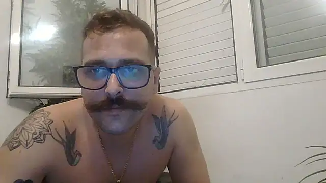 yanick931 – Live XXX-chat
