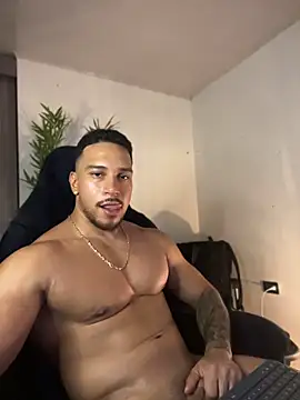 FreszX live XXX chat