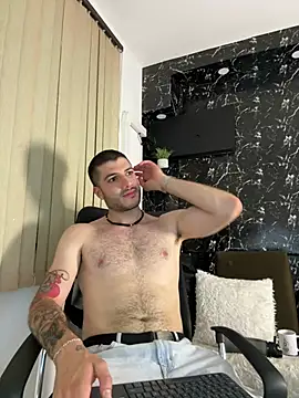 צ'אט XXX בשידור חי של Rafael_Mendezz