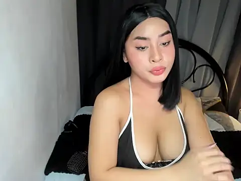 Urgirljasimin's Live XXX Chat