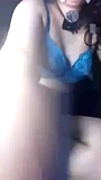 Putain_souzan's Live XXX Chat