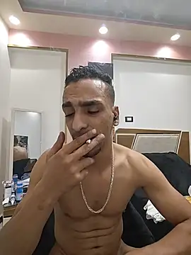 highguy Adlı Modelin Canlı XXX Sohbeti